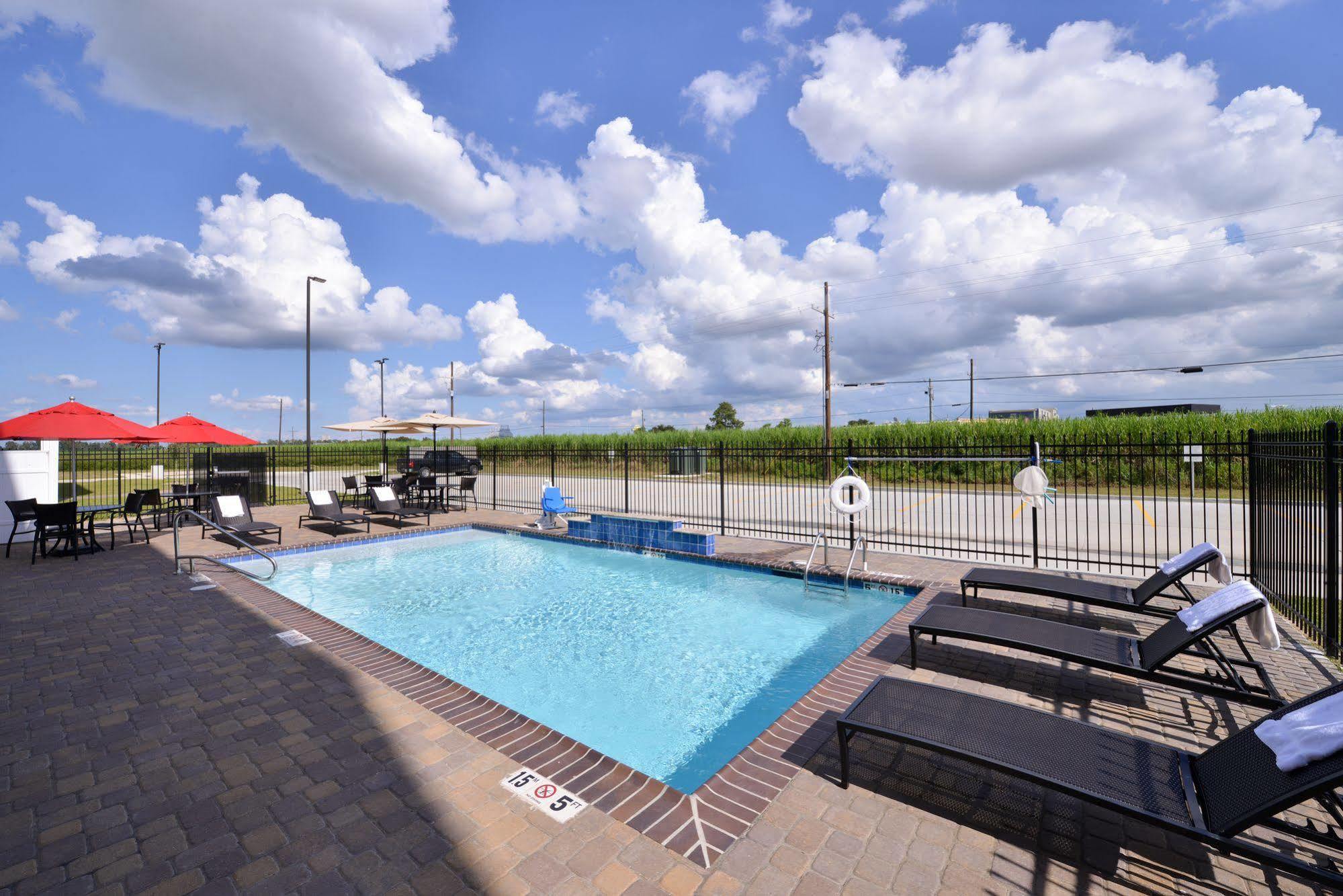 Holiday Inn Express Donaldsonville By Ihg Экстерьер фото